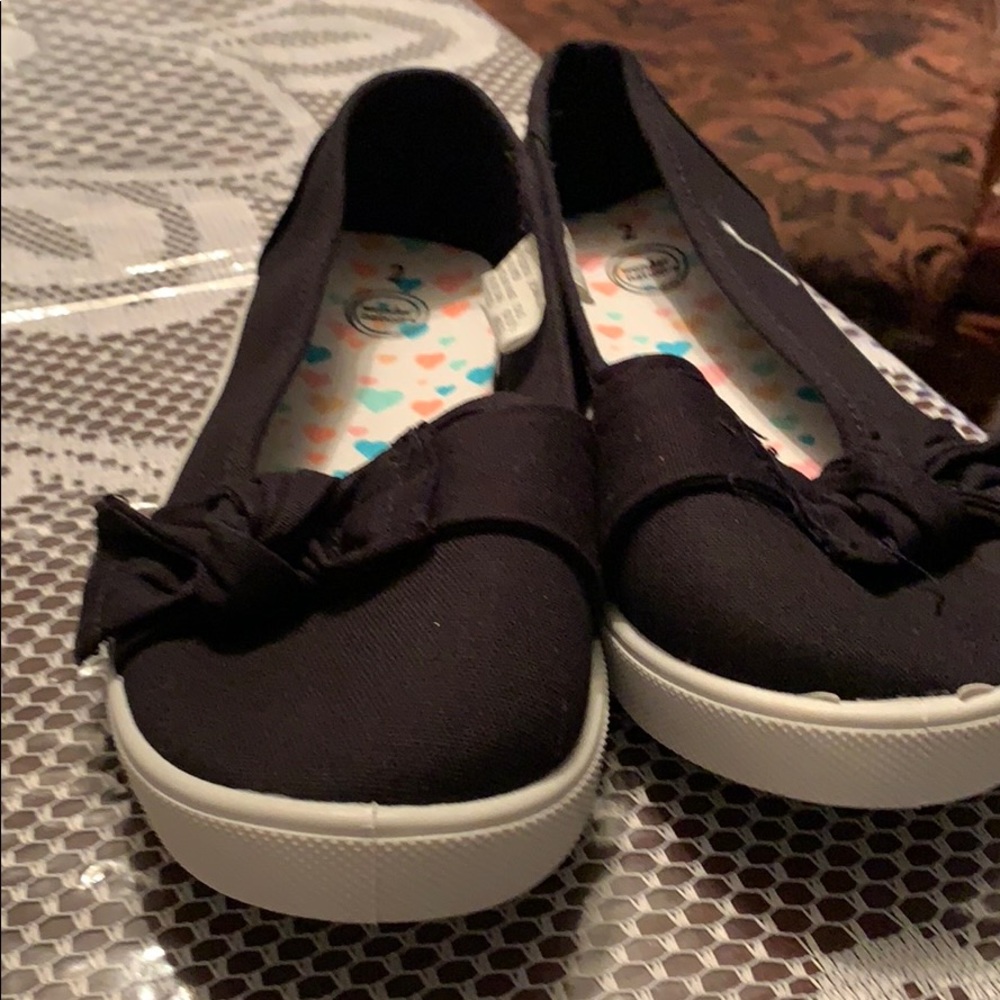 Girls size2 sneaker